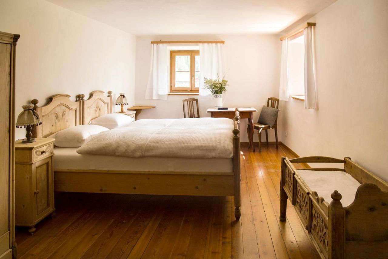 Hotel Chasa Chalavaina Mustair Phòng bức ảnh