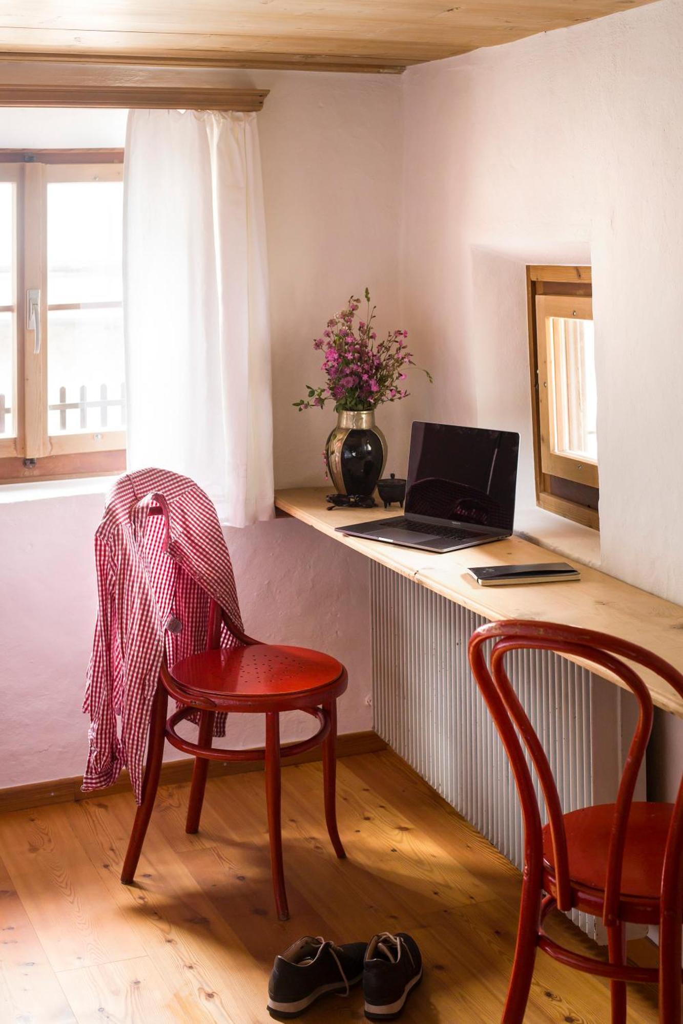 Hotel Chasa Chalavaina Mustair Phòng bức ảnh
